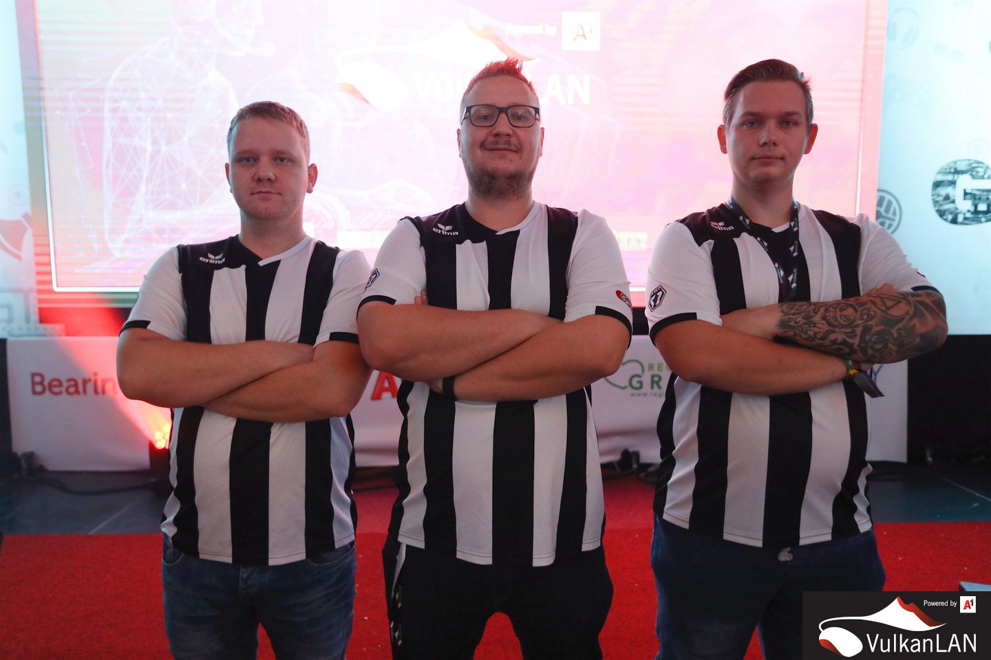 VulkanLAN2022 20221030 (c)dunkellicht photo 008 0387 esvö Schiedsrichter